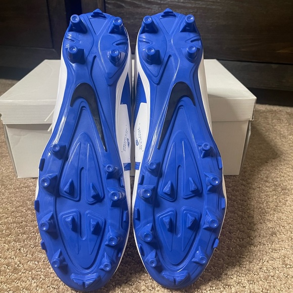 Nike Men's 11 Alpha Menace 3 Shark Football Cleats - Picture 7 of 7